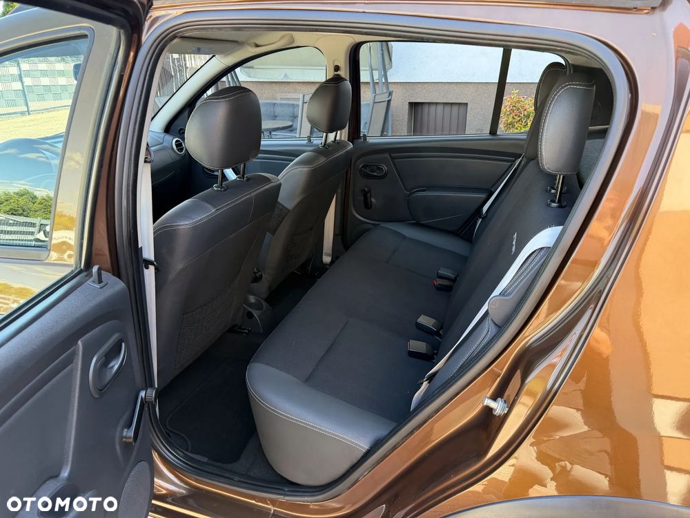 Dacia Sandero - 23