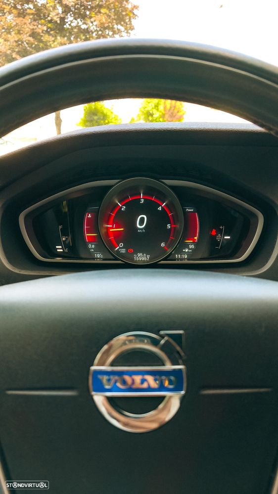 Volvo V40 D2 RDesign - 12