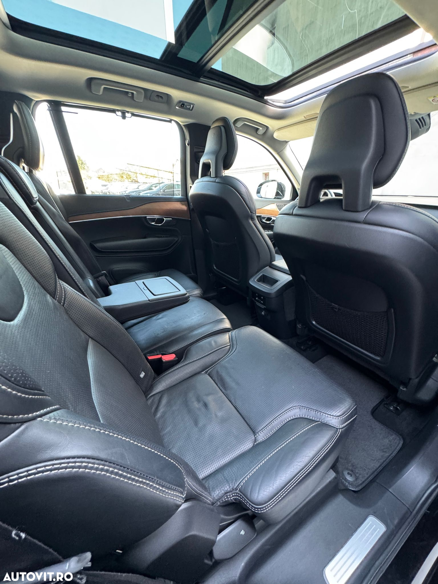 Volvo XC 90 - 11