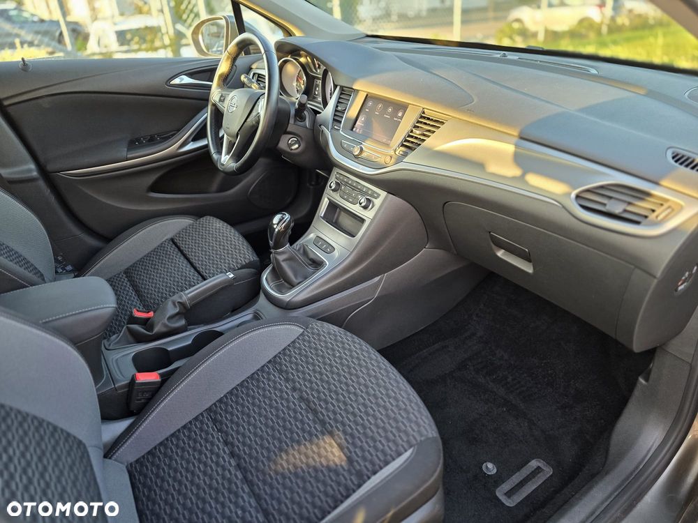 Opel Astra - 4