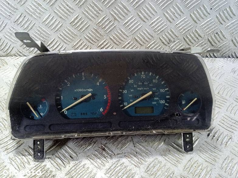 LICZNIK ZEGARY LAND ROVER FREELANDER - 1