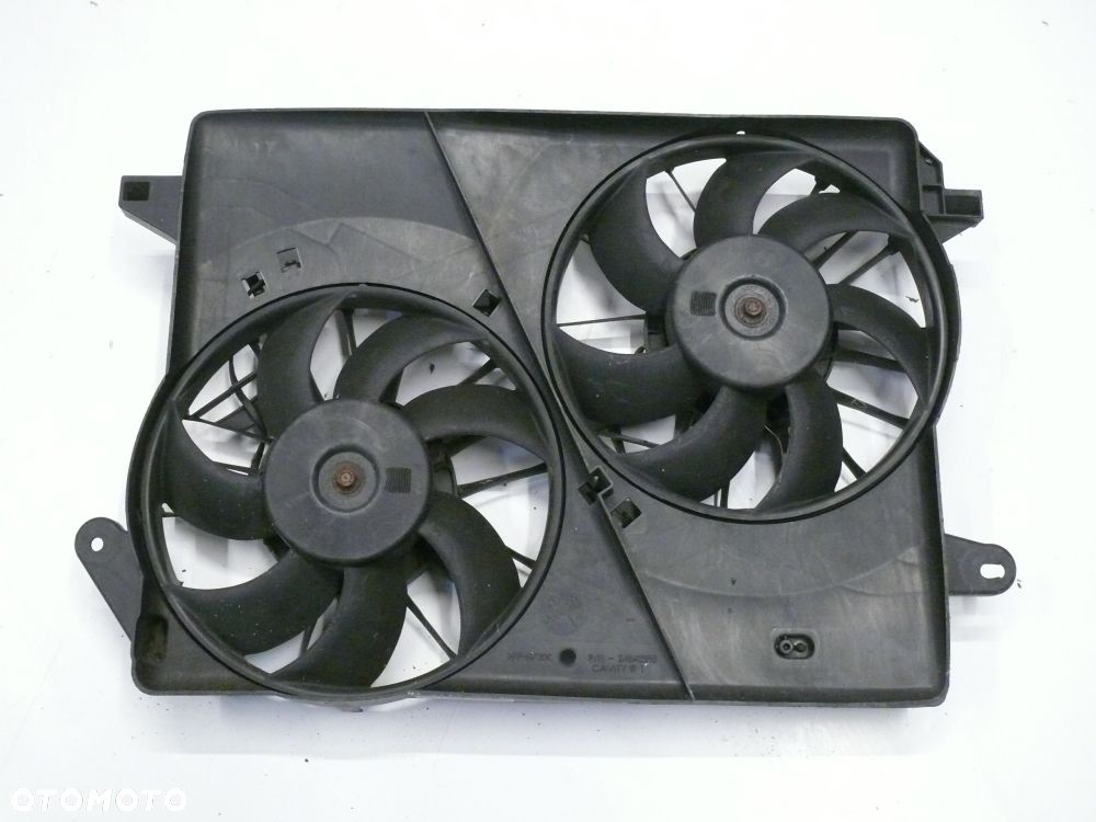 WENTYLATORY CHŁODNICY CHRYSLER 300C 5.7HEMI DODGE MAGNUM 2004 2011 - 2