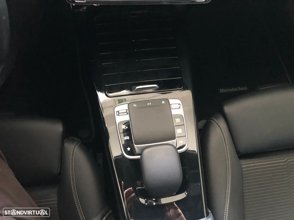 Mercedes-Benz A 180 d Progressive Aut. - 12