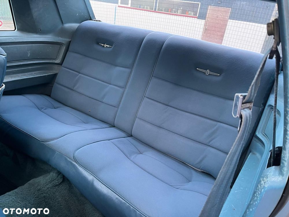 Ford Thunderbird - 10