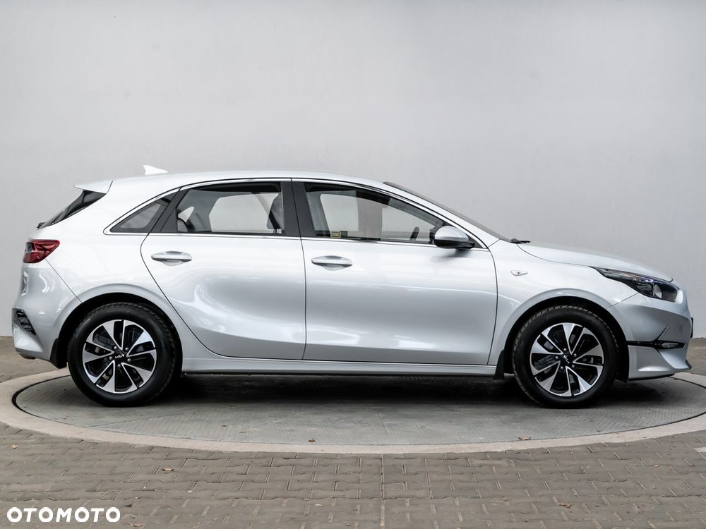 Kia Ceed 1.5 T-GDI M - 5