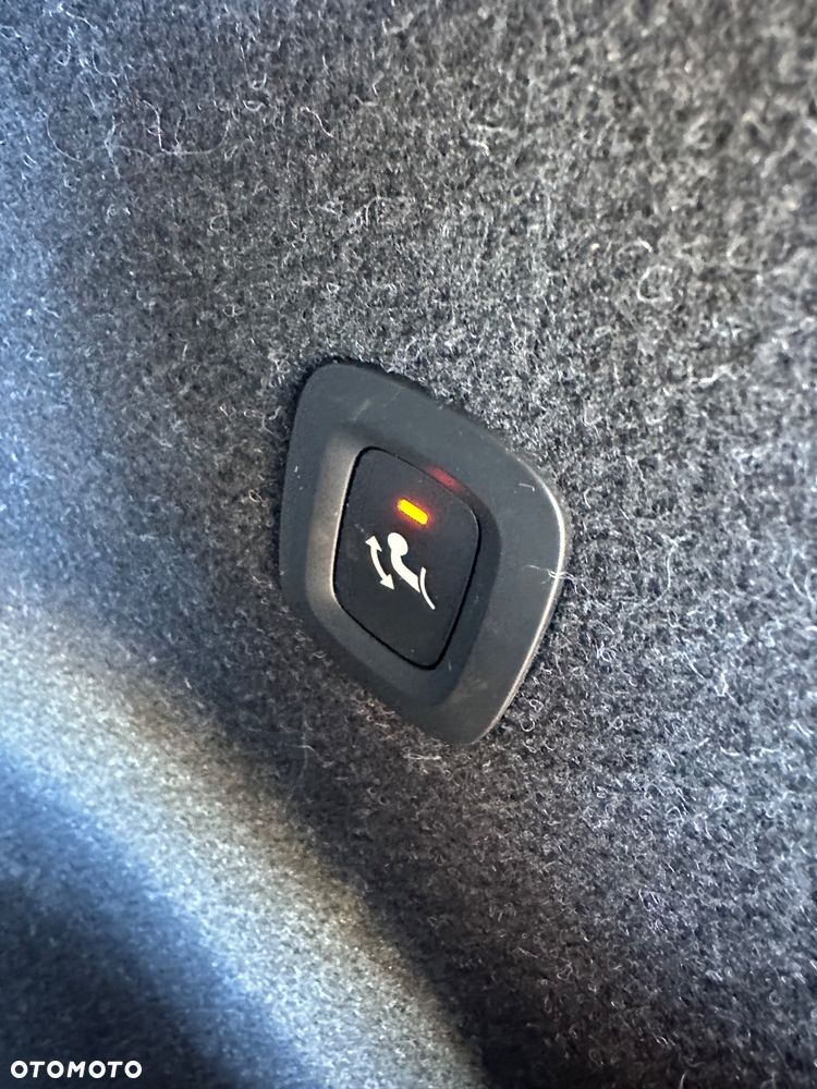 Volvo XC 40 T3 Momentum Pro - 10