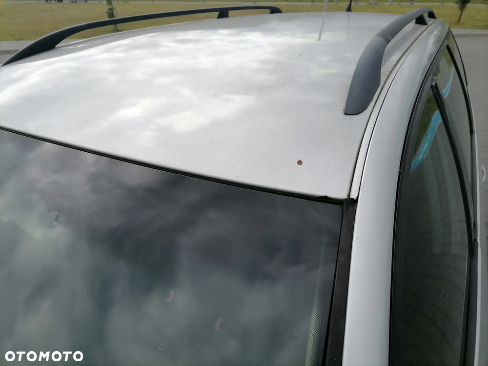 Volkswagen Passat - 12