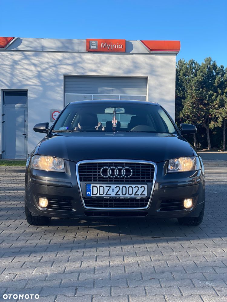Audi A3 Sportback 1.6 Ambiente - 1