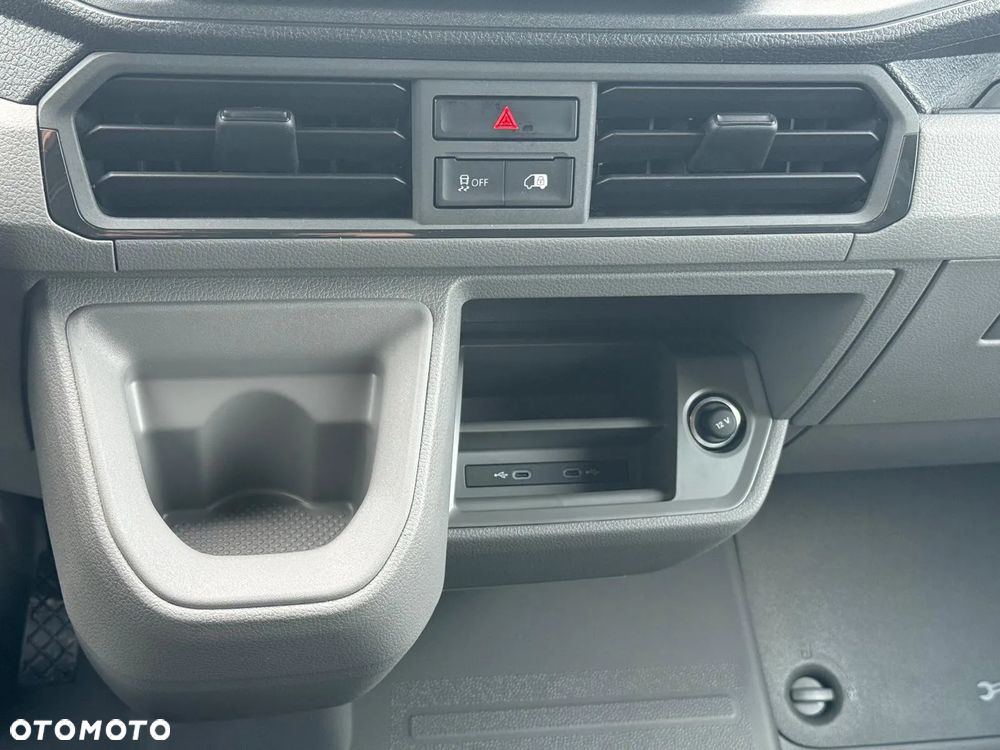 Volkswagen Crafter - 13