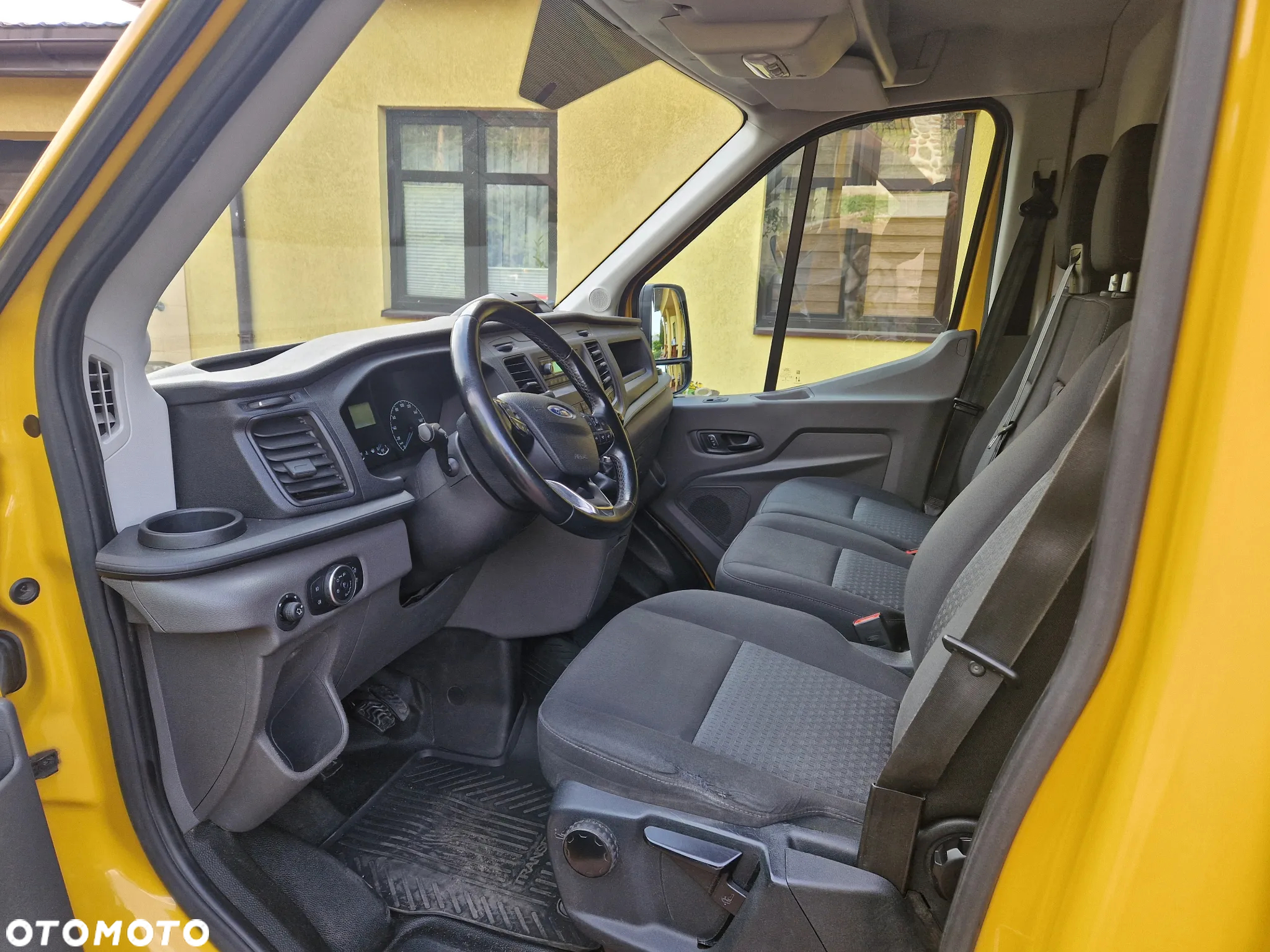 Ford Transit - 13