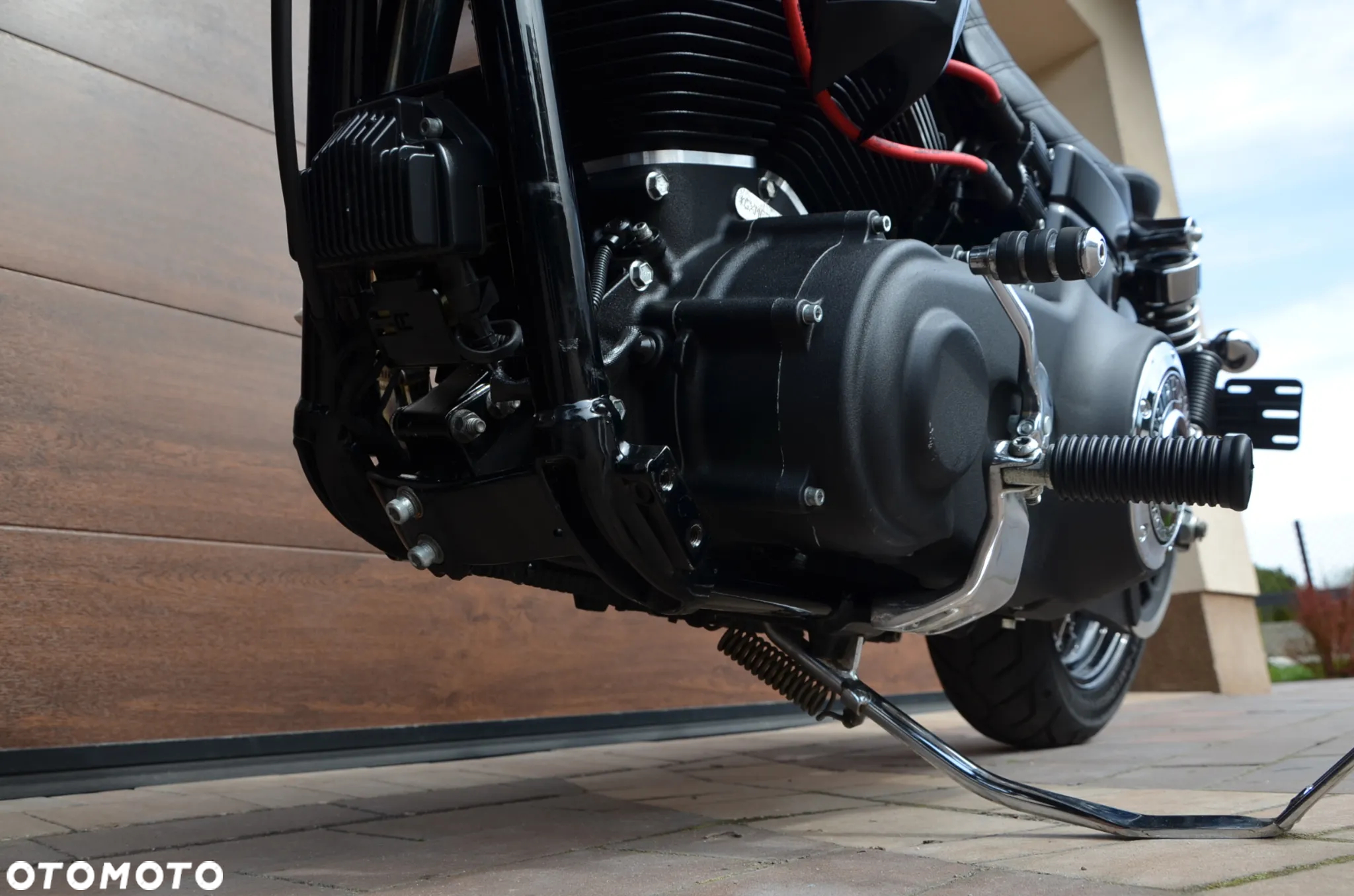 Harley-Davidson Dyna Street Bob - 25