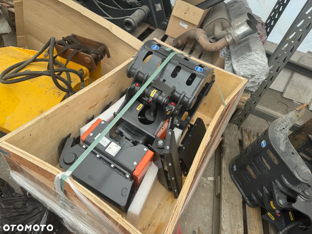 PF150 chwytak YANMAR SV26 - 1