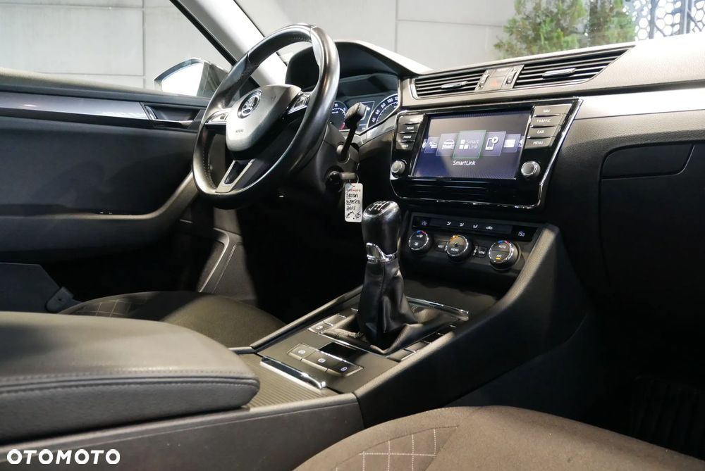 Skoda Superb - 27