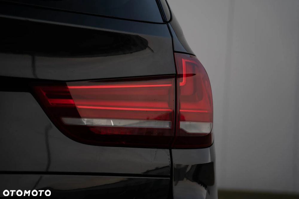 BMW X5 xDrive30d Sport-Aut - 34