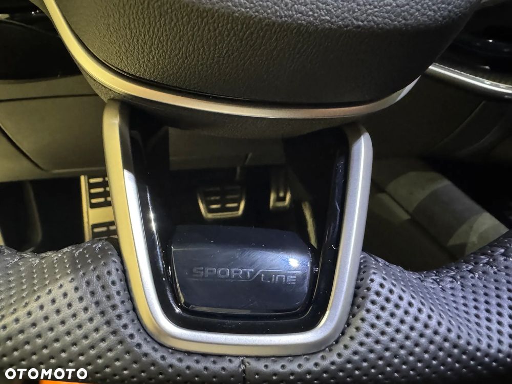 Skoda Superb 2.0 TSI Sportline DSG - 18