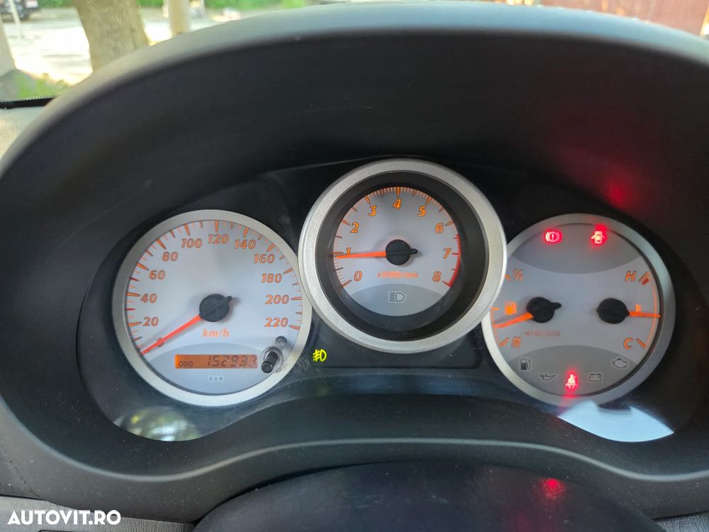 Toyota RAV4 2.0 VIP - 22