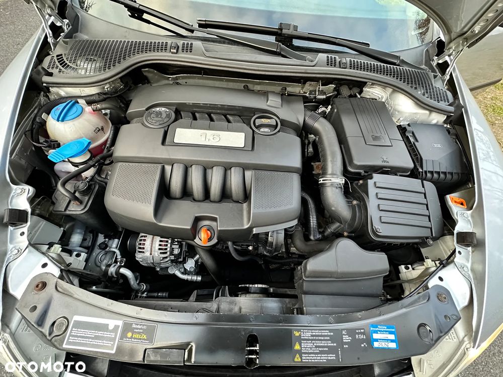 Skoda Octavia 1.6 Ambiente - 27