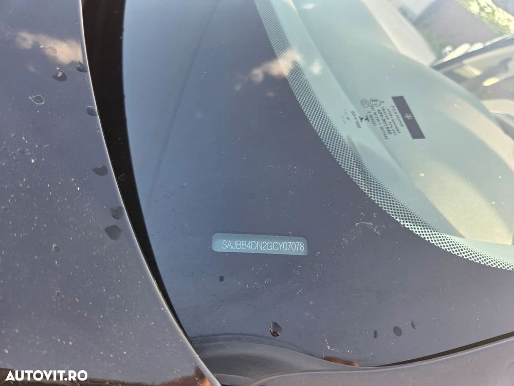 Jaguar XF 20d RWD E-Performance Prestige - 12
