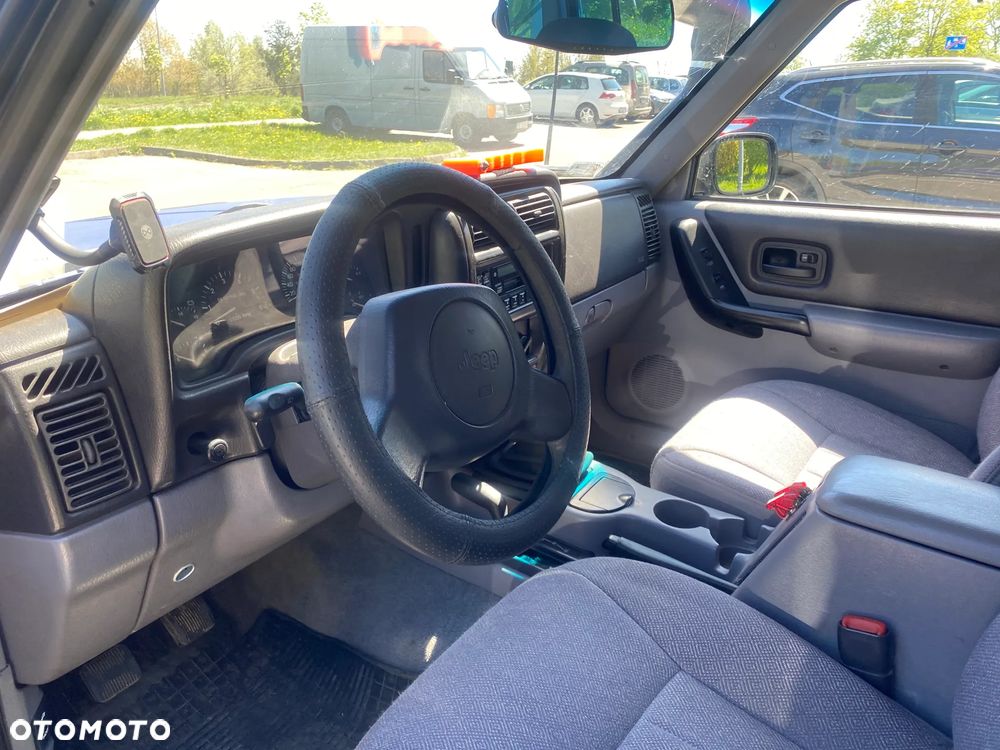 Jeep Cherokee 2.5 TD - 8