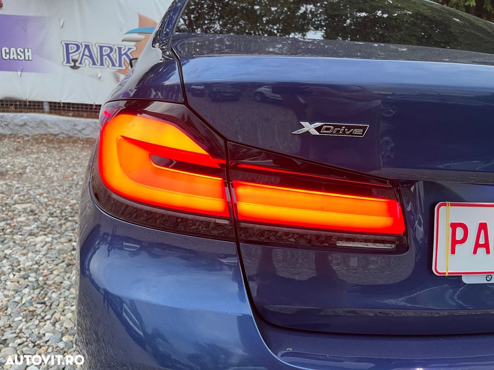 BMW Seria 5 520d xDrive AT - 15
