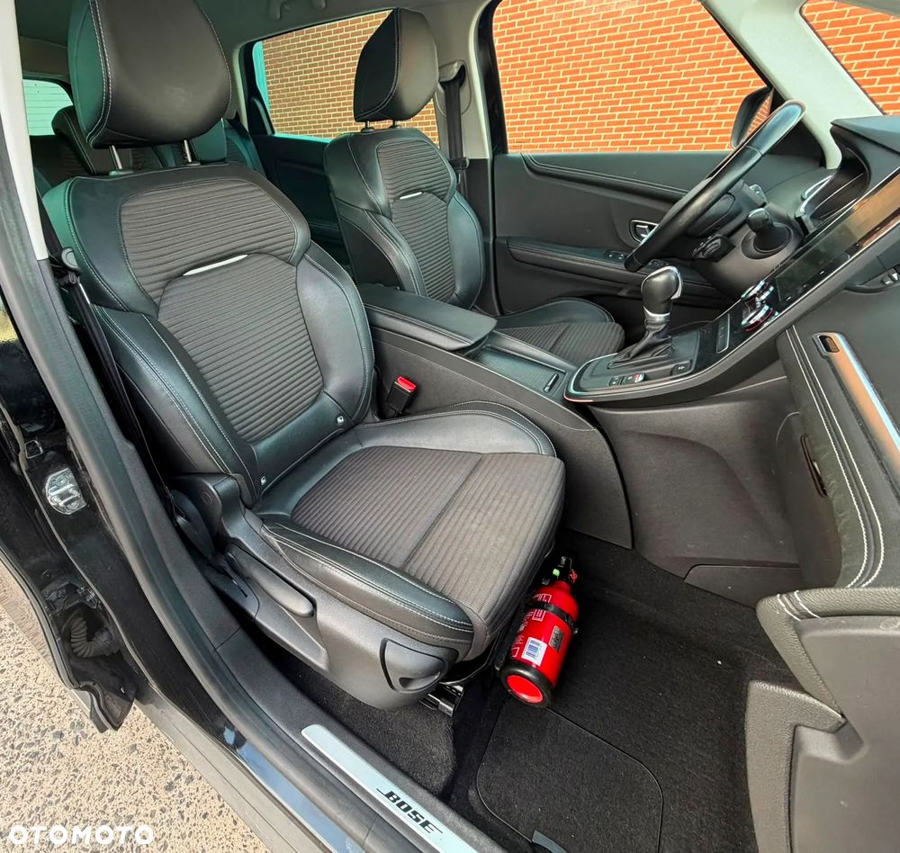 Renault Grand Scenic BLUE dCi 150 BOSE EDITION - 11