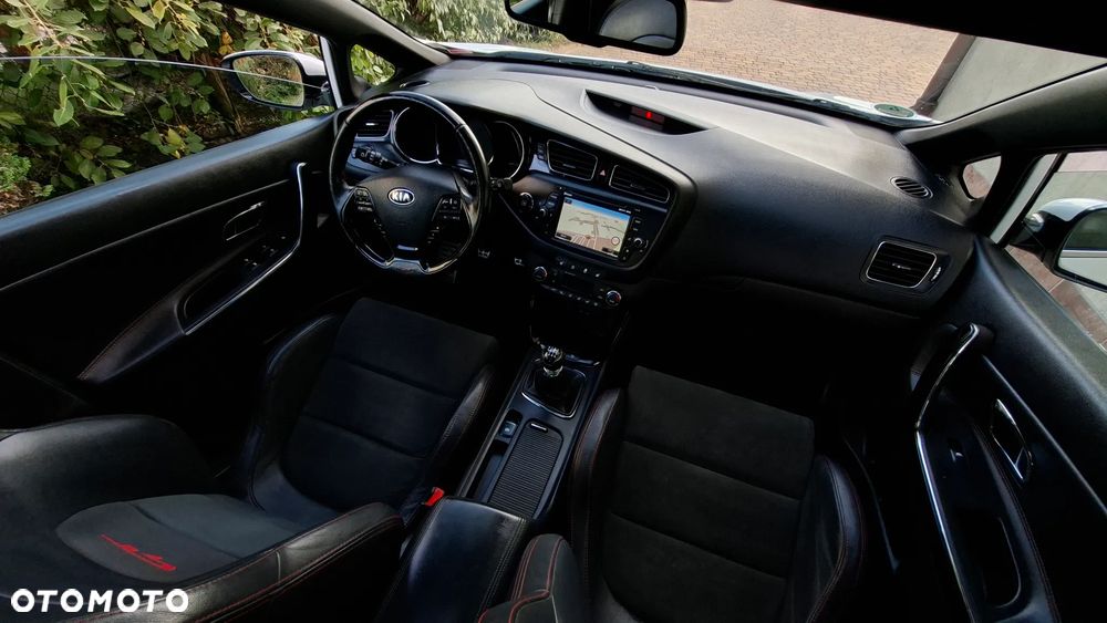 Kia Ceed 1.6 T-GDI GT-Track - 17