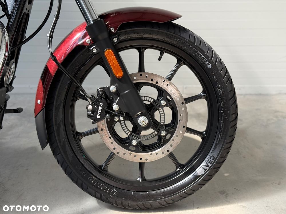 Royal Enfield Meteor - 10