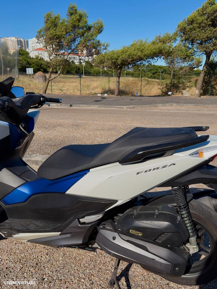 Honda Forza - 10