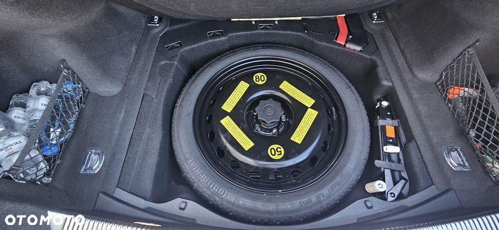 Audi A8 6.3 W12 FSI L Quattro - 29