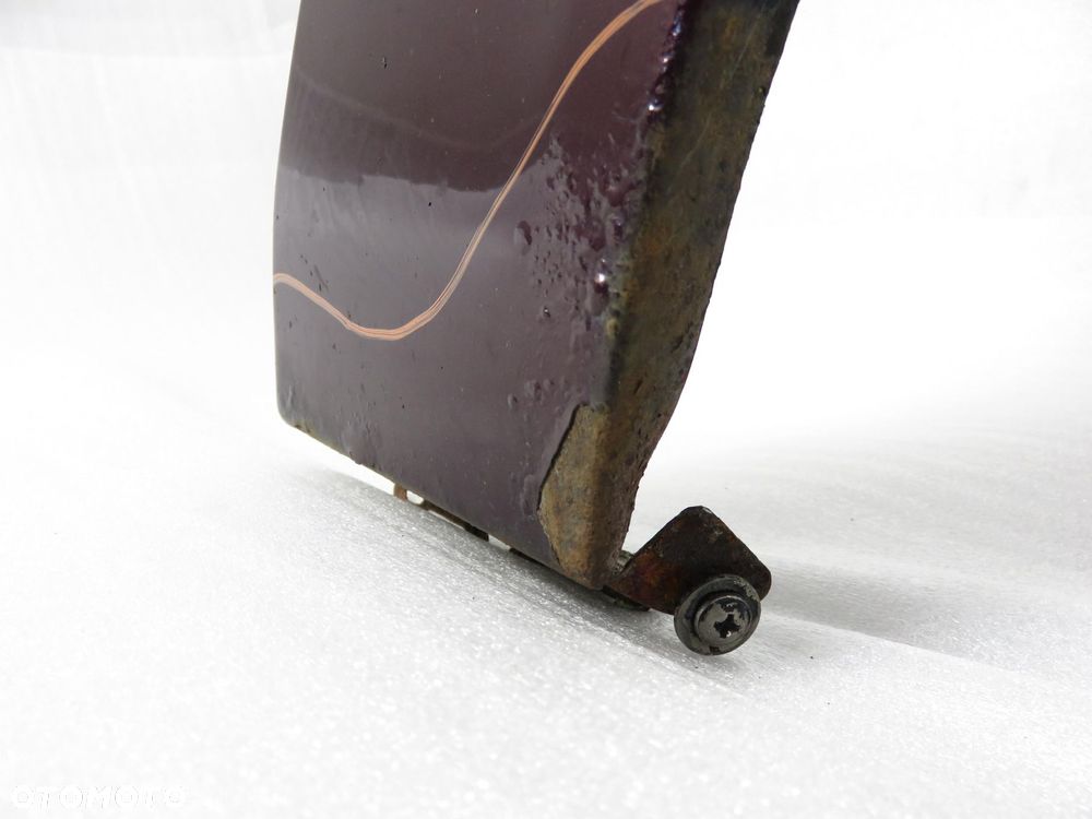 BŁOTNIK PRAWY PRZEDNI AUDI 80 B4  LZ3T - 5