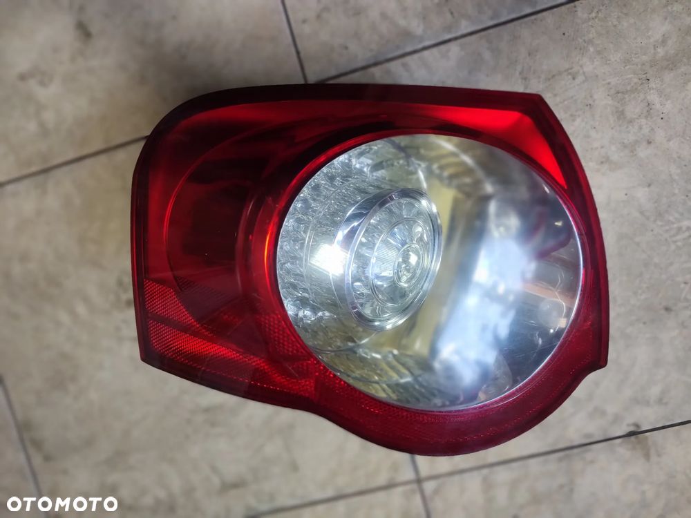 VW PASSAT B6 KOMBI LAMPA TYŁ LEWA - 2
