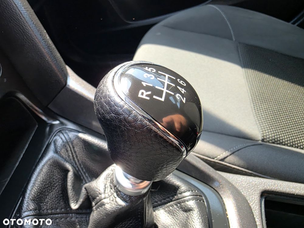 Ford Focus - 22