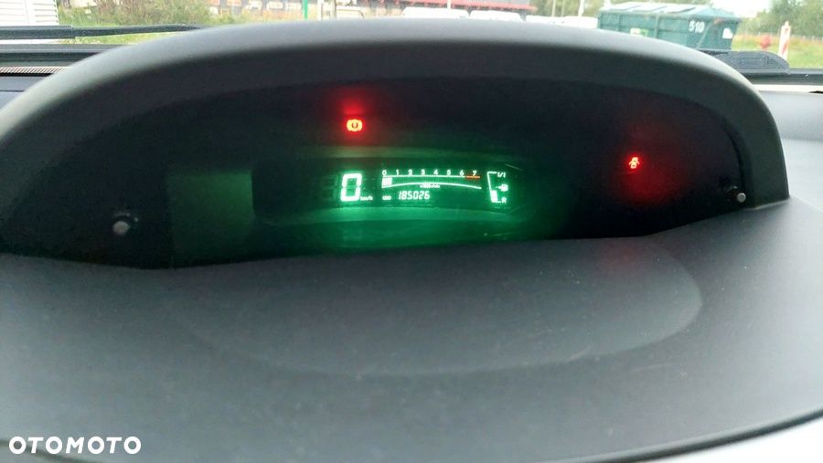 Toyota Yaris - 21