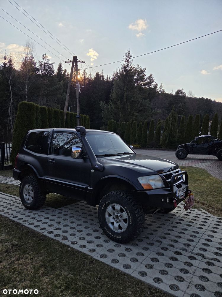 Mitsubishi Pajero - 3