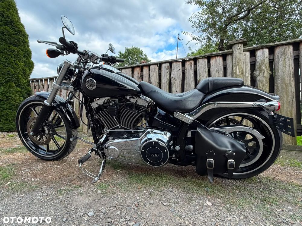 Harley-Davidson FXSB Breakout - 16