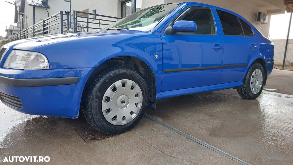 Skoda Octavia 1.6 Classic - 12