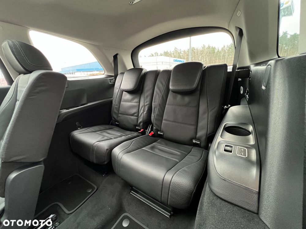 Mercedes-Benz GLS - 13