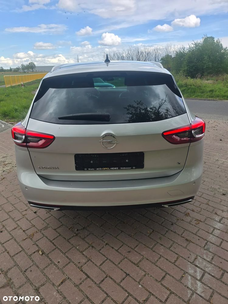 Opel Insignia 2.0 CDTI 4x4 Business Elegance S&S - 10