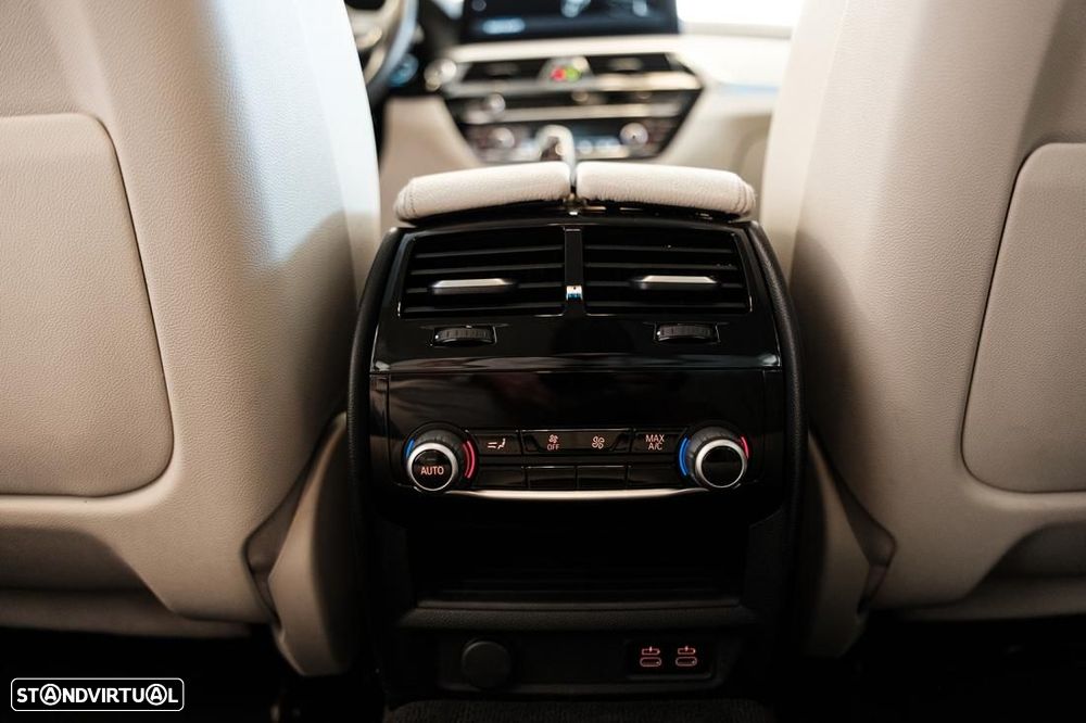 BMW 530 e Aut. Luxury Line - 10