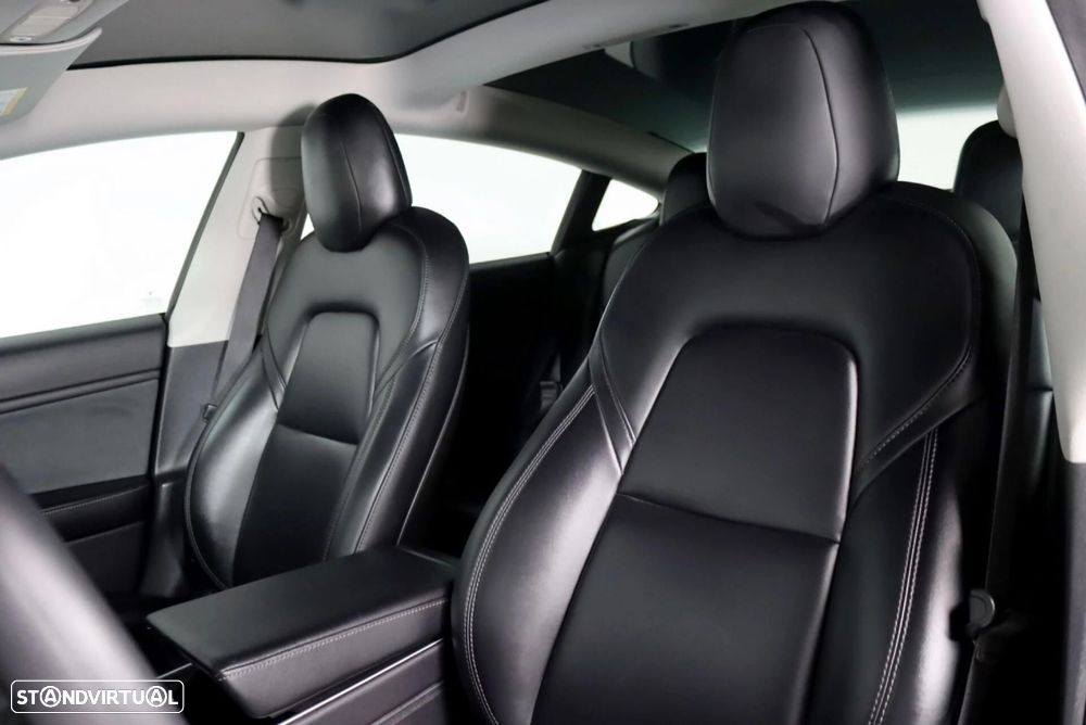 Tesla Model 3 Long-Range Dual Motor AWD - 16