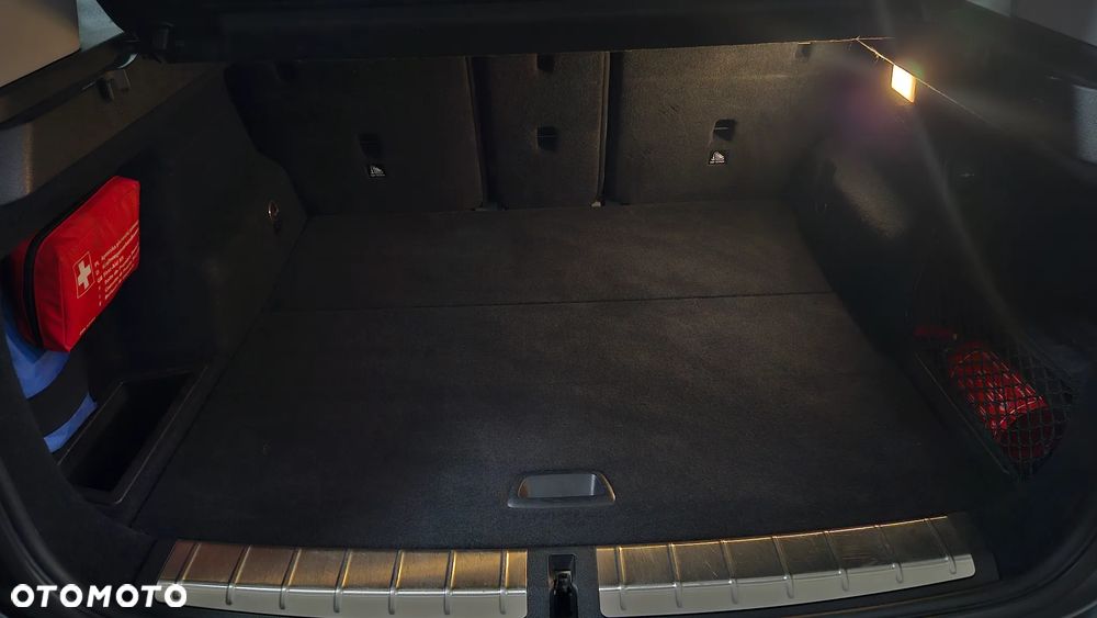 BMW X1 sDrive18d - 15