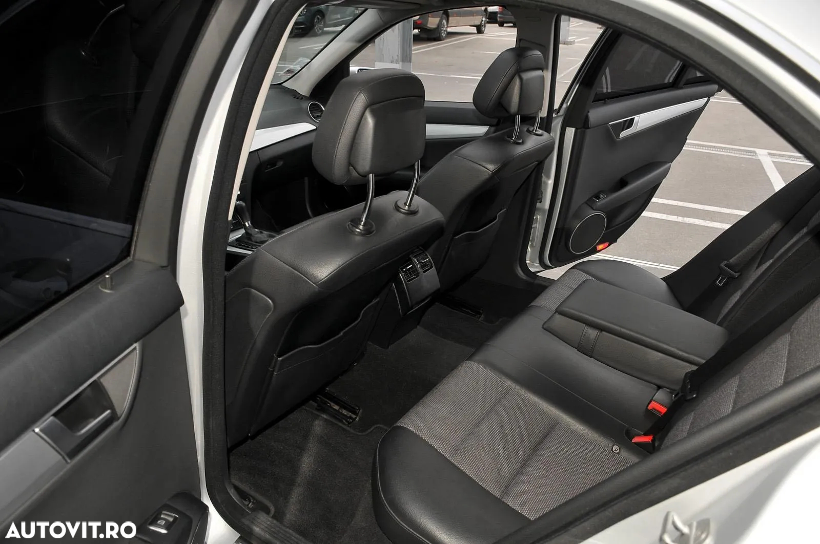 Mercedes-Benz C 250 (BlueTEC) d 7G-TRONIC Avantgarde - 21