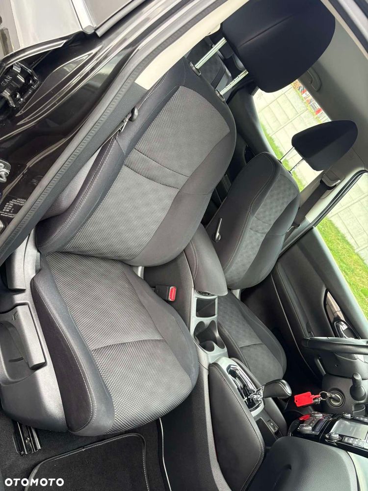 Nissan Qashqai 1.6 DCi Xtronic ACENTA - 13
