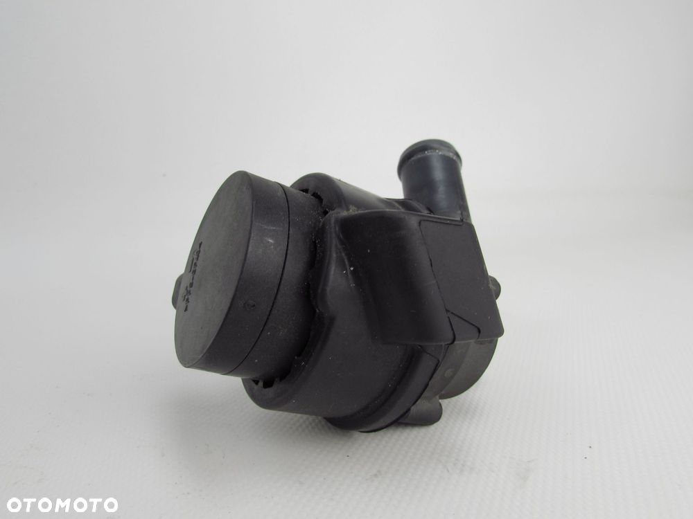 VOLVO S60 II V60 XC60 XC90 II 10- POMPA OBIEGU WODY 1319708 31332380 - 8