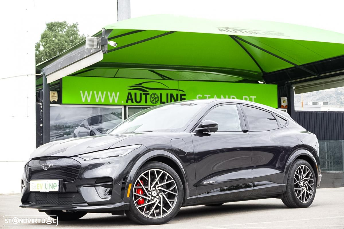 Ford Mustang Mach-E AWD GT - 2