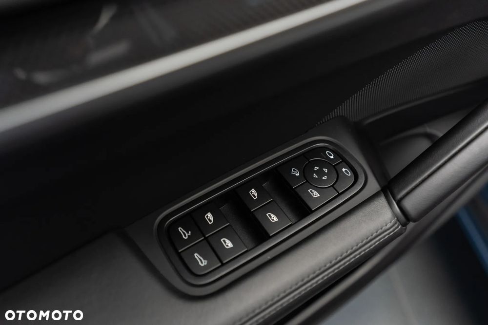 Porsche Cayenne Standard - 18