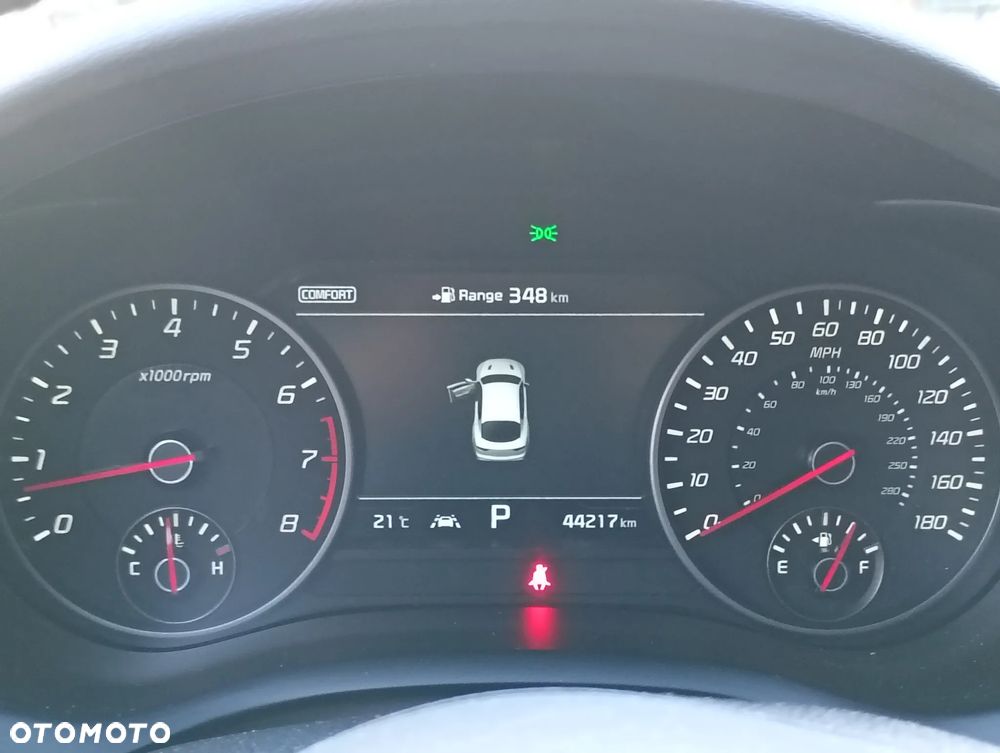 Kia Stinger - 17