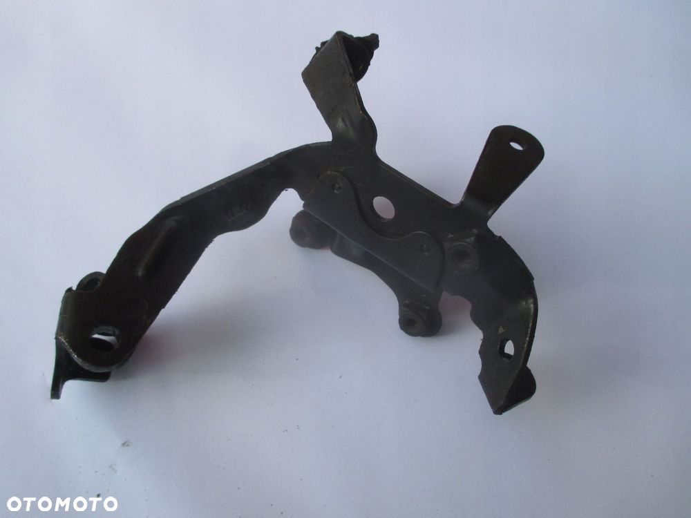 łapa wspornik master movano iii 2.3 dci 10- 8201053374