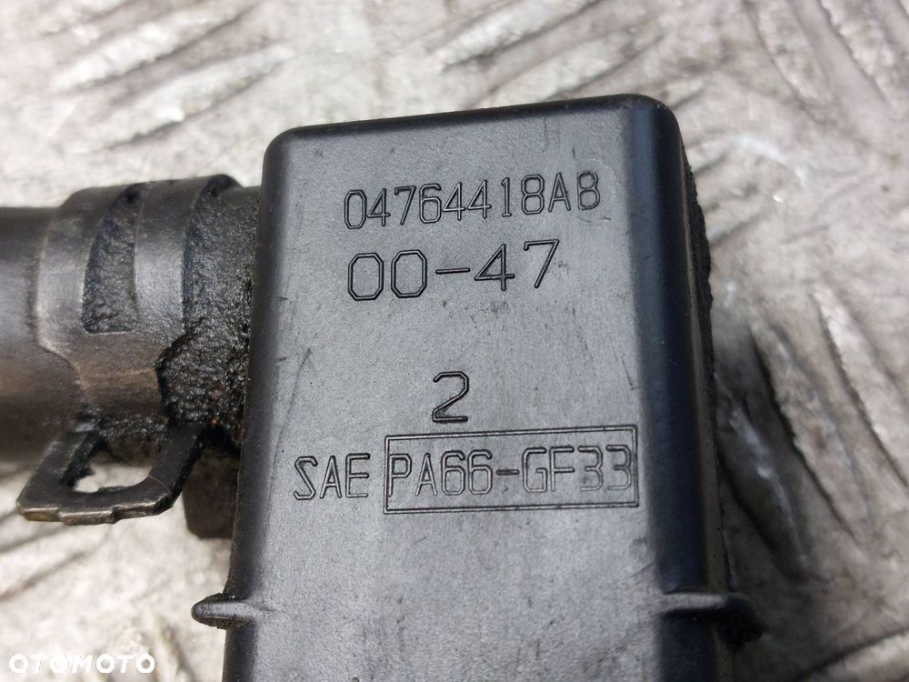ZBIORNICZEK PŁYNU WSPOMAGANIA CHRYSLER  SEBRING II 2.0 16V 04764418AB - 2