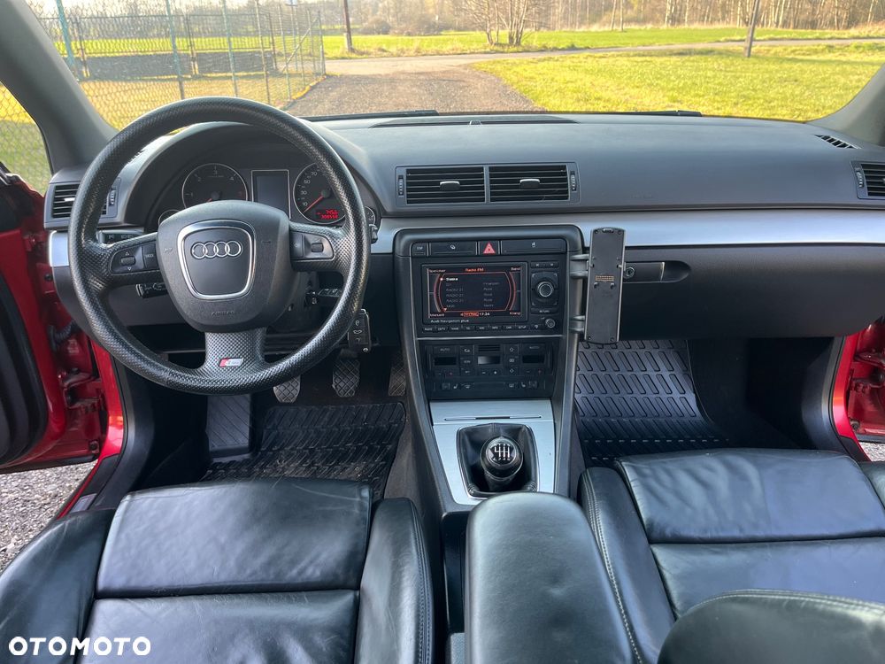 Audi A4 Avant 2.0 TDI - 23